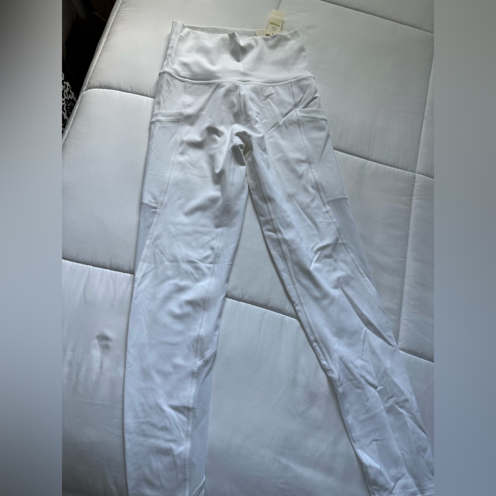 Offline by Aerie Goals 7/8 Legging w/ Pockets + TAGS